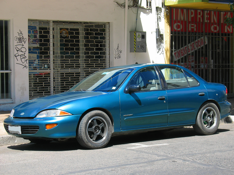 Illustration for article titled The Ten Worst Cars Of The 1990s